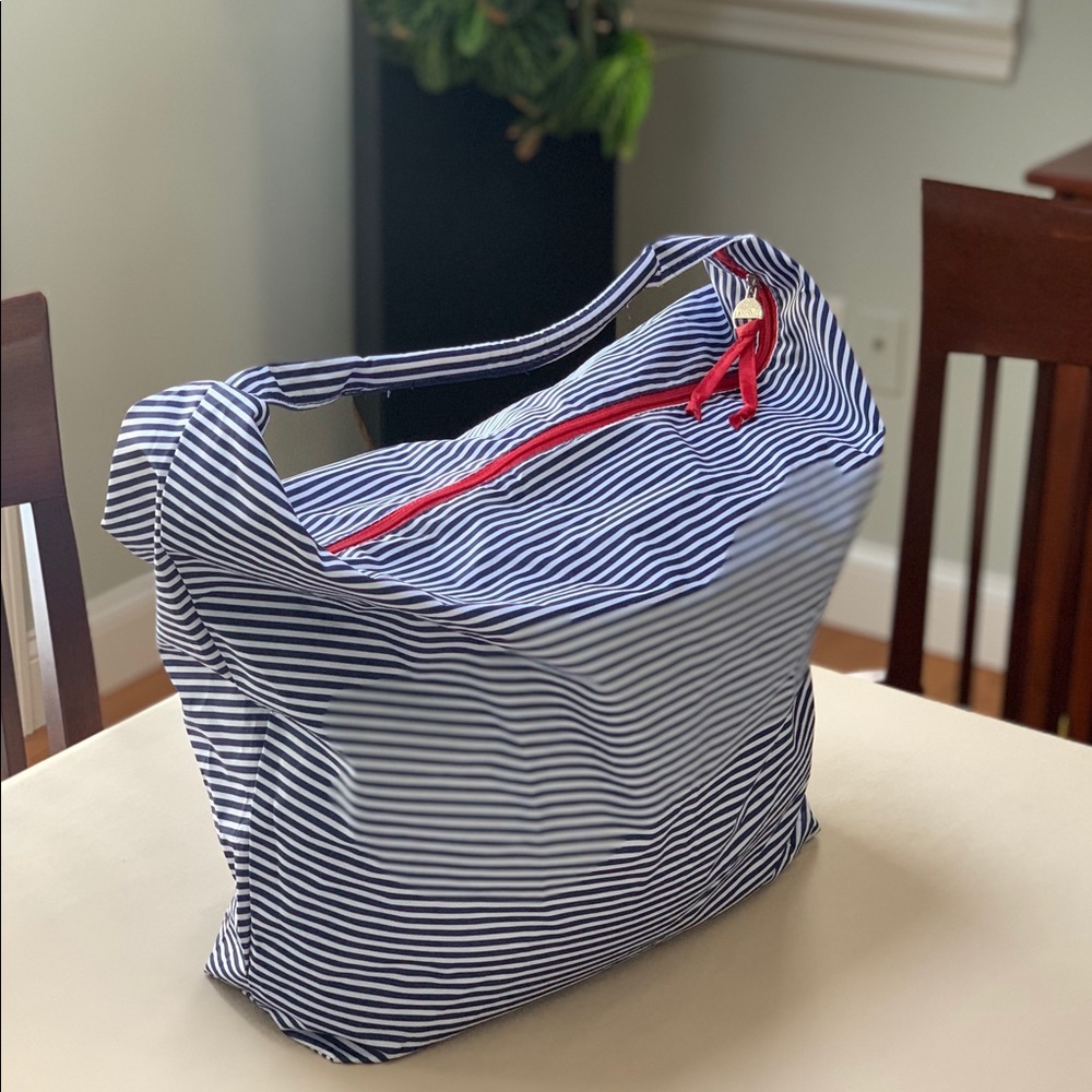 Marine Bag by Victoria’s secret great zippered bag NWOT